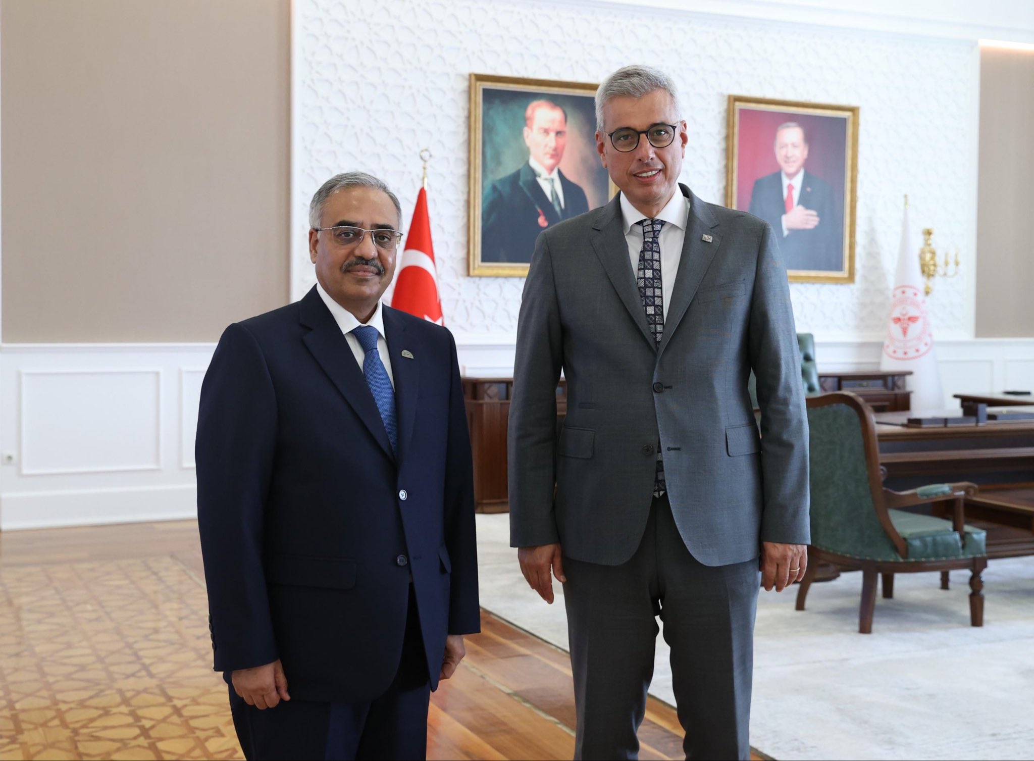 Bakan Memişoğlu D-8 Genel Sekreteri Mahmood İle Görüştü