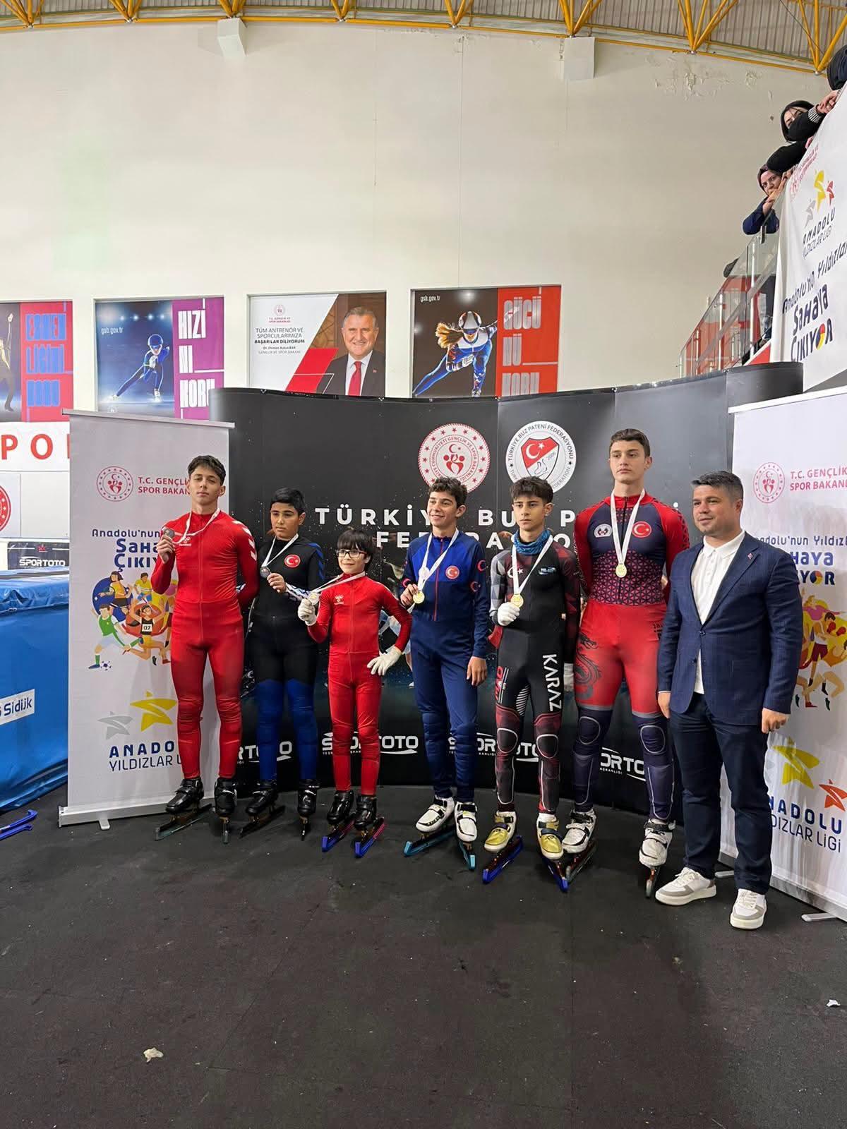 Karslı Short Track Sporcularından ANALİG Türkiye Birinciliği’nde Büyük Başarı