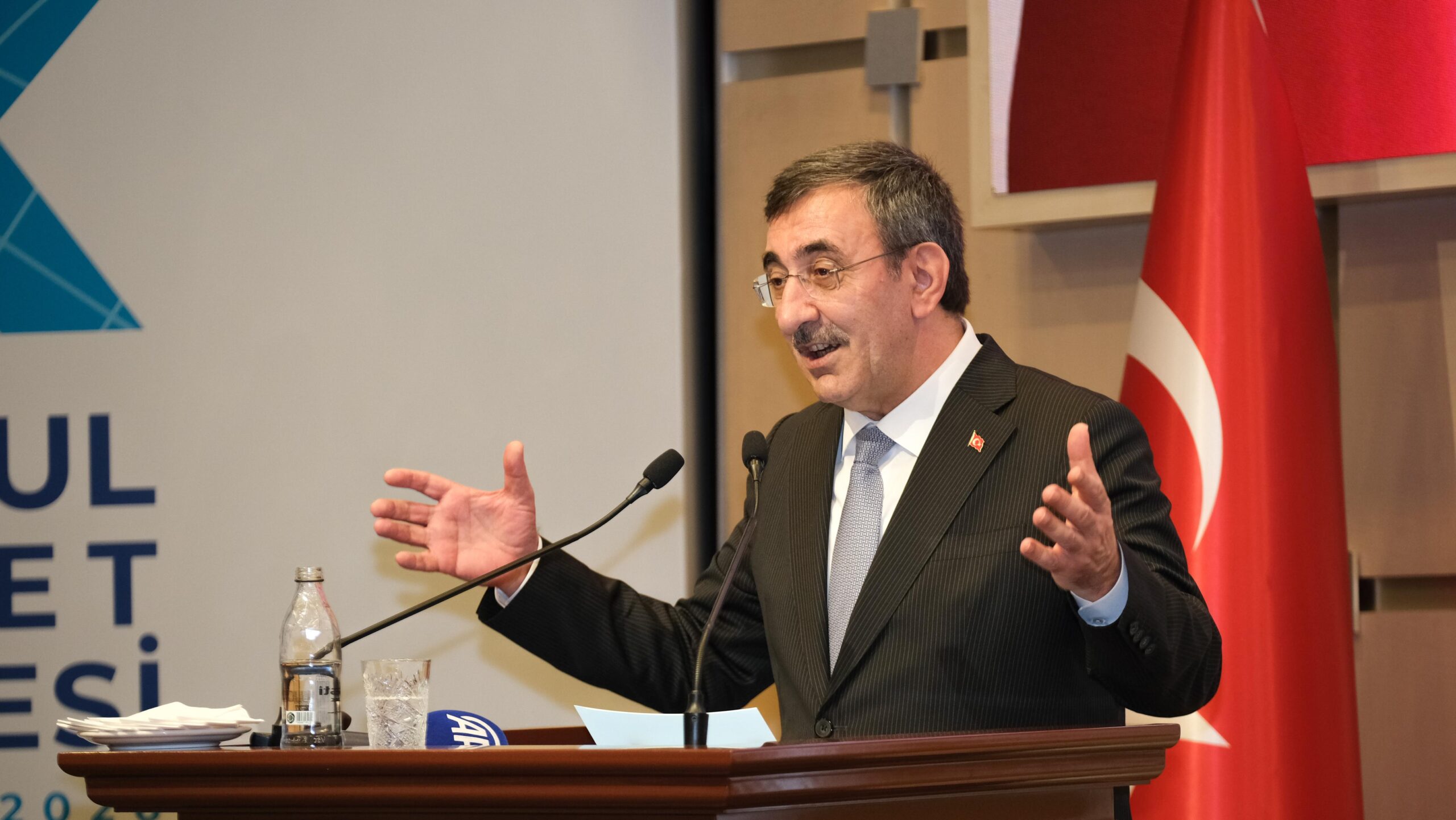 Cumhurbaşkanı Yardımcısı Yılmaz: Türkiye Ekonomisi 24 Çeyrektir Kesintisiz Büyüyor