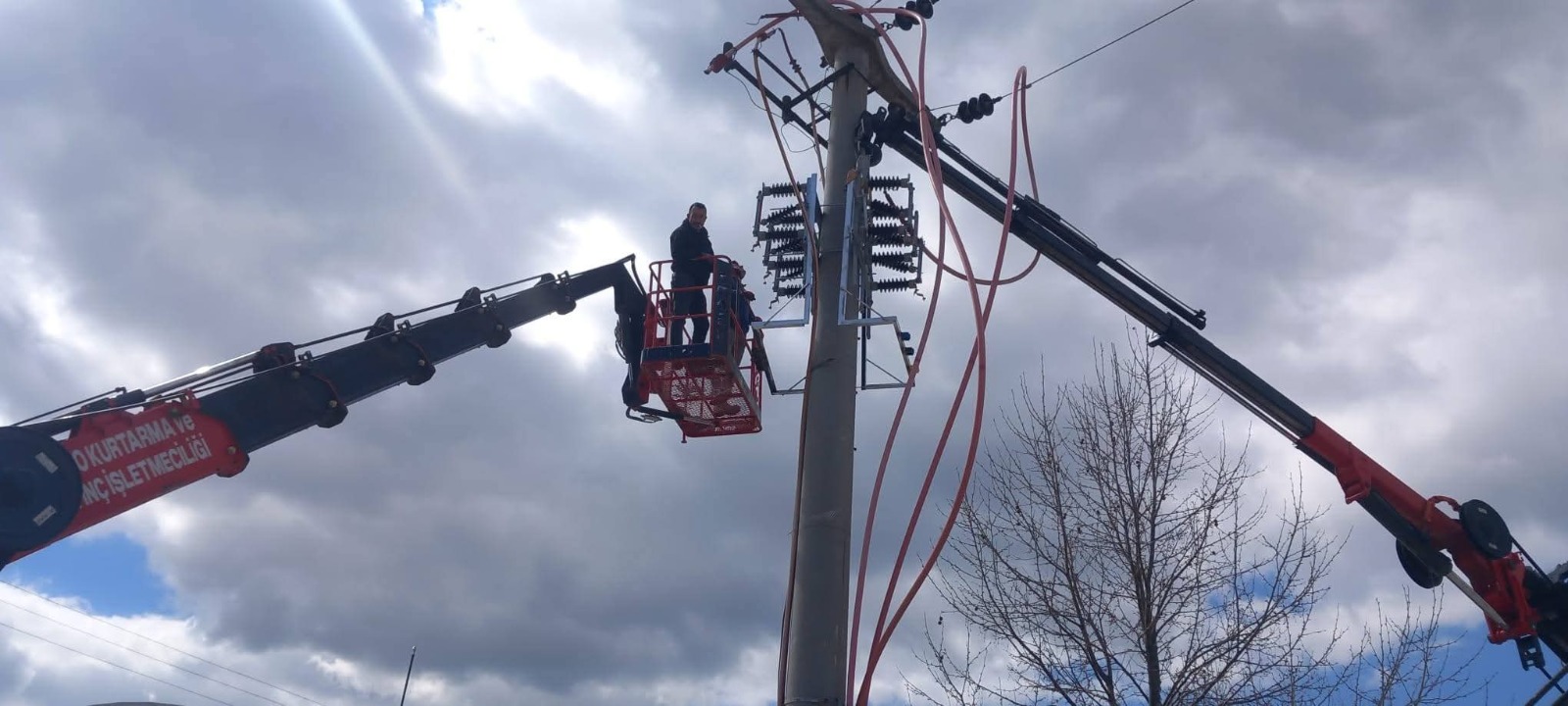 Gediz OSB’de Kesintisiz Elektrik İçin Başlatılan Çalışmalar Meyvesini Verdi