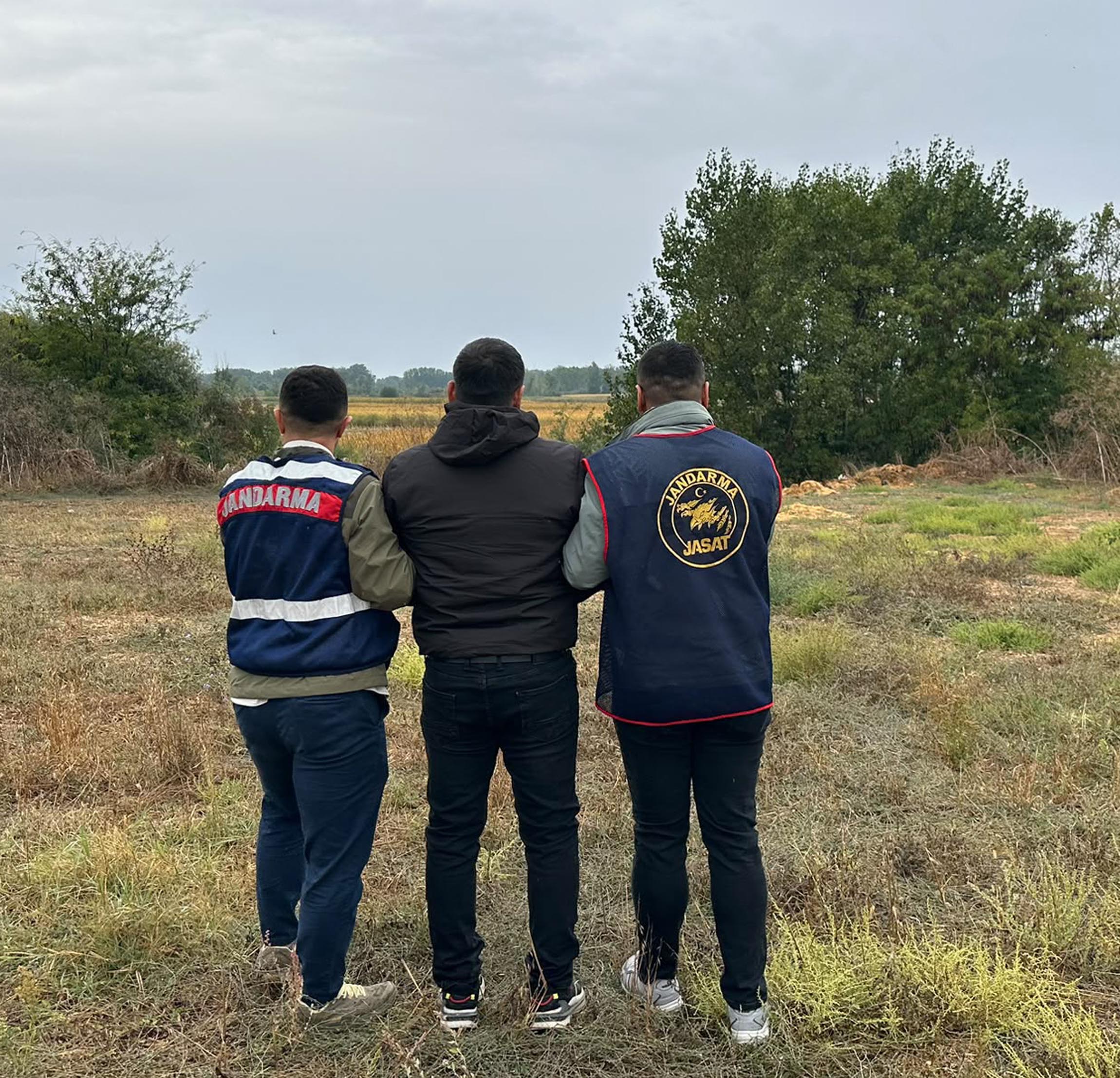 Edirne Sınırında Firari Hükümlüye Jandarma Kıskacı