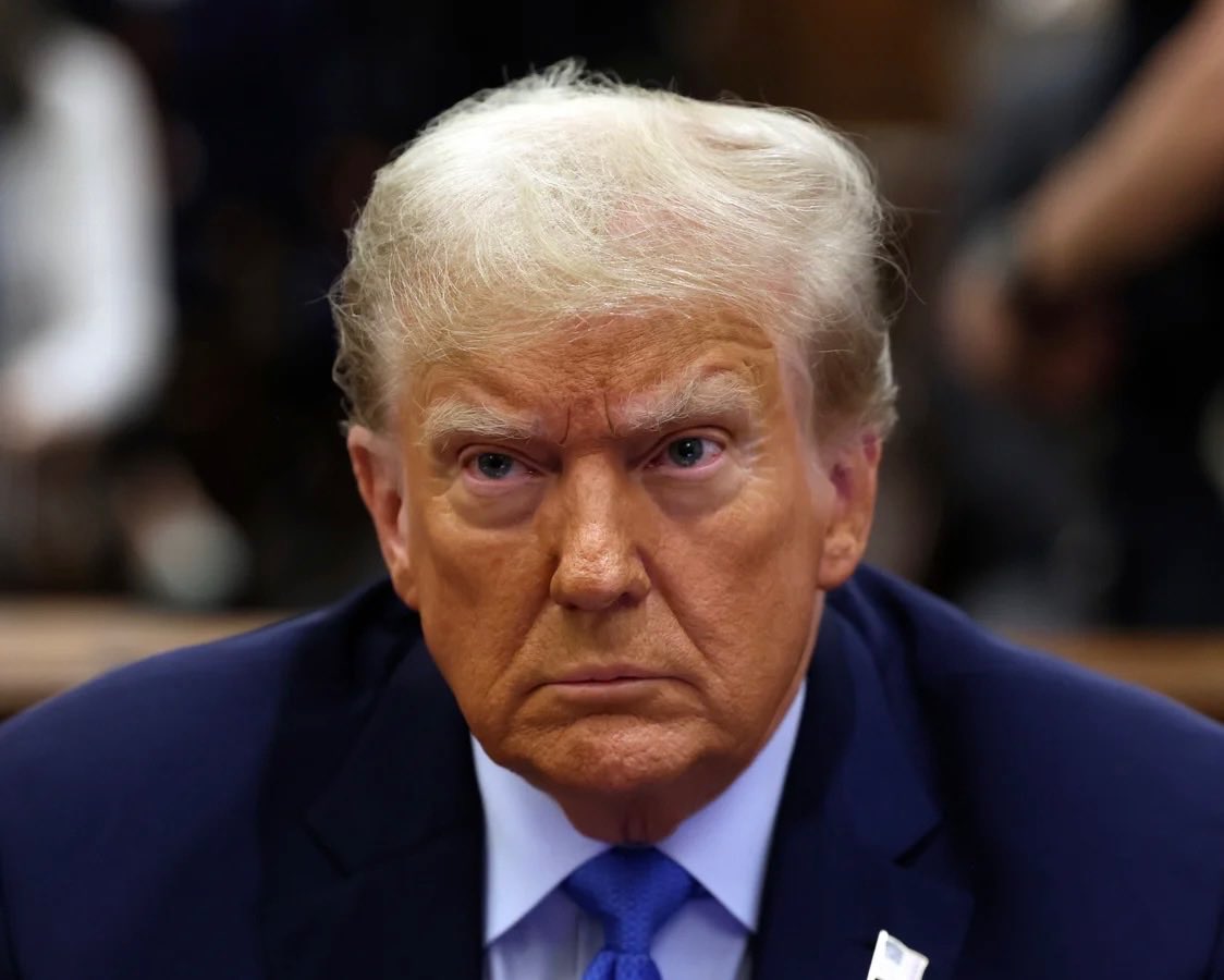 Donald Trump’tan Fransa’daki Protestolara İlişkin Sınır Çağrısı