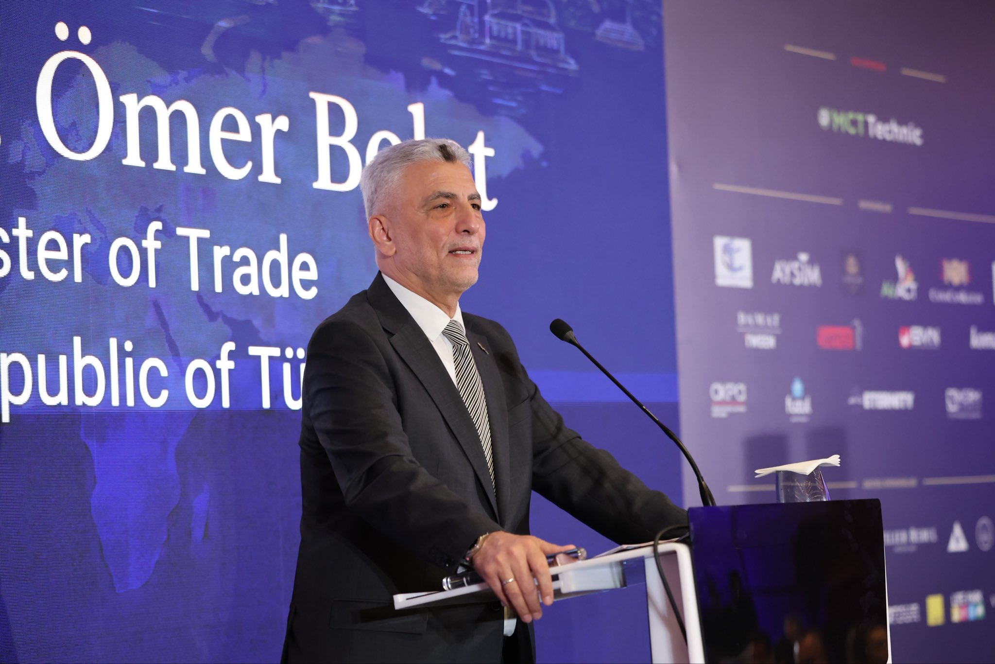 Bakan Bolat: Türkiye Dış Ticarete Yüzde 50 Oranında Açık Bir Ülke