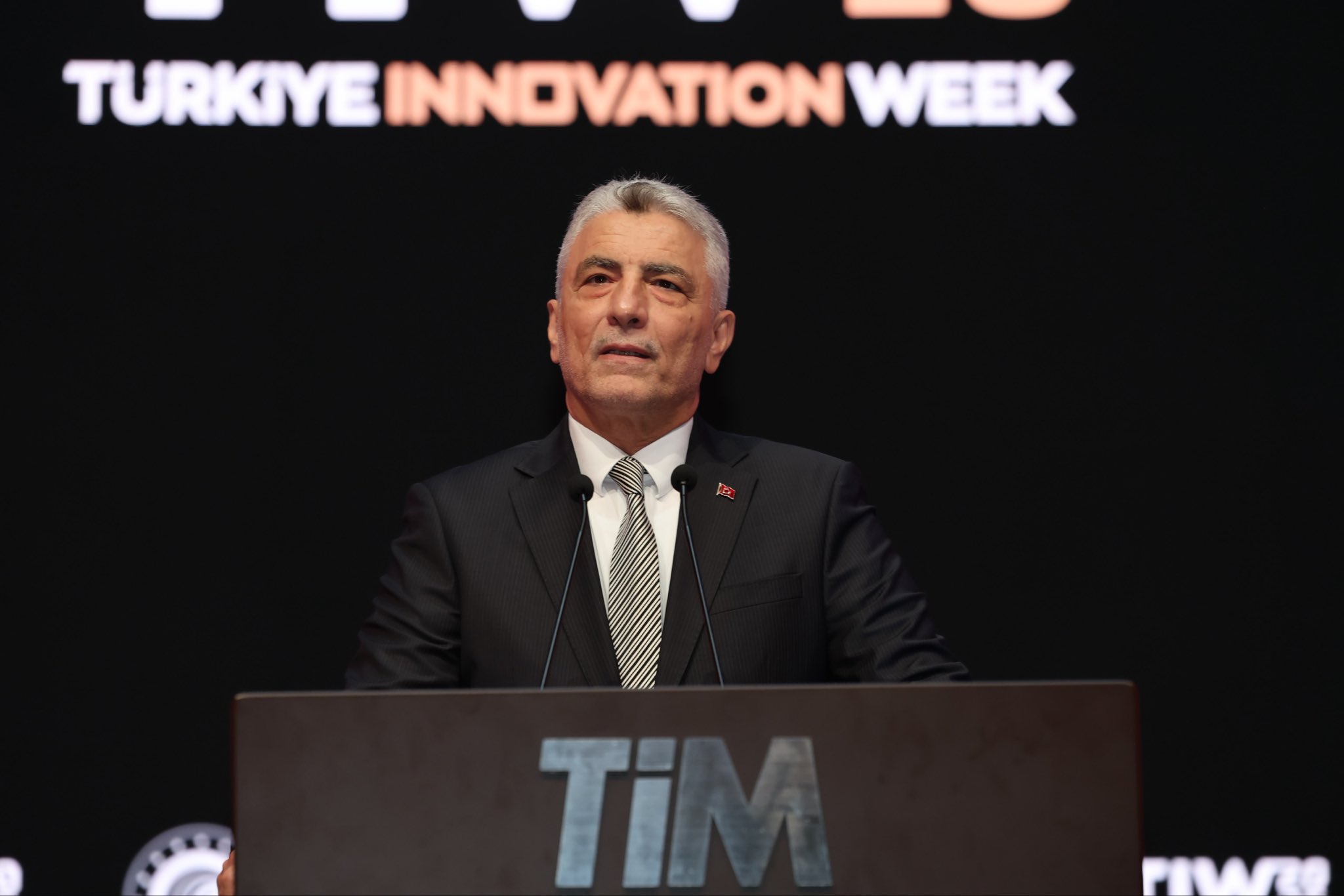 Bakan Bolat: Yıllıklandırılmış İhracatta Hedefi Aşarak 283,7 Milyar Dolara Ulaştık