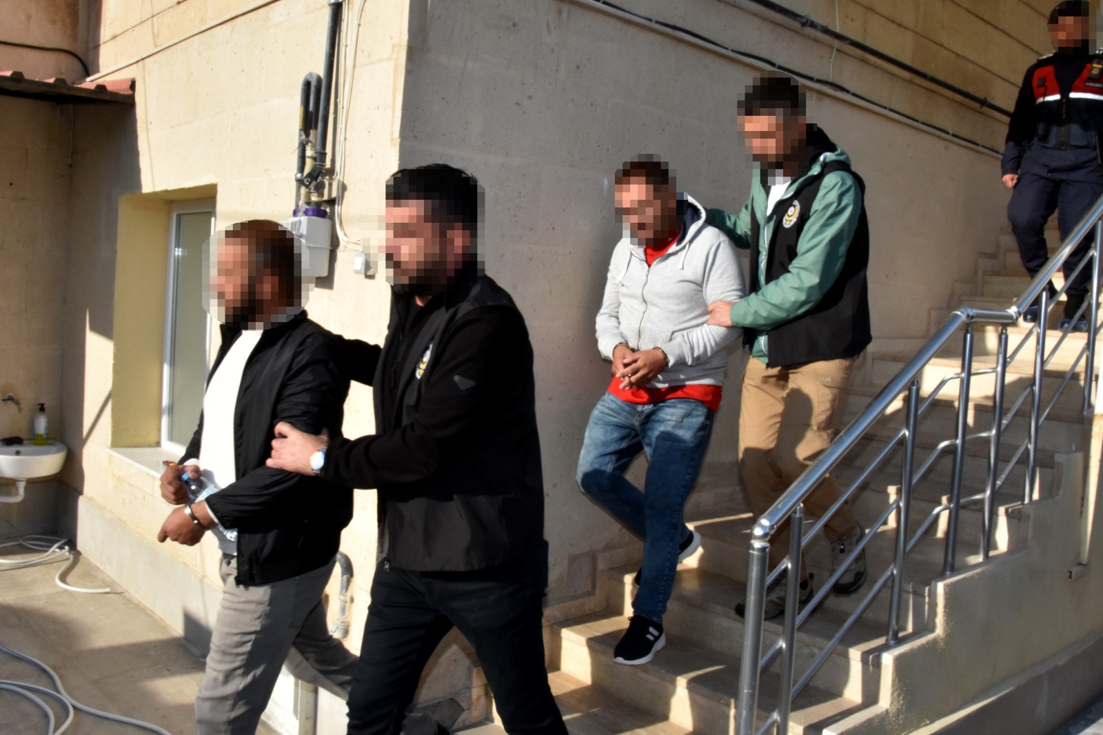 Nevşehir’de Fuhuş Operasyonu: 26 Şüpheli Yakalandı